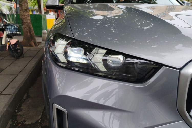Used BMW X5 2023 xDrive 30Li M Sport Package Right Front Headlight