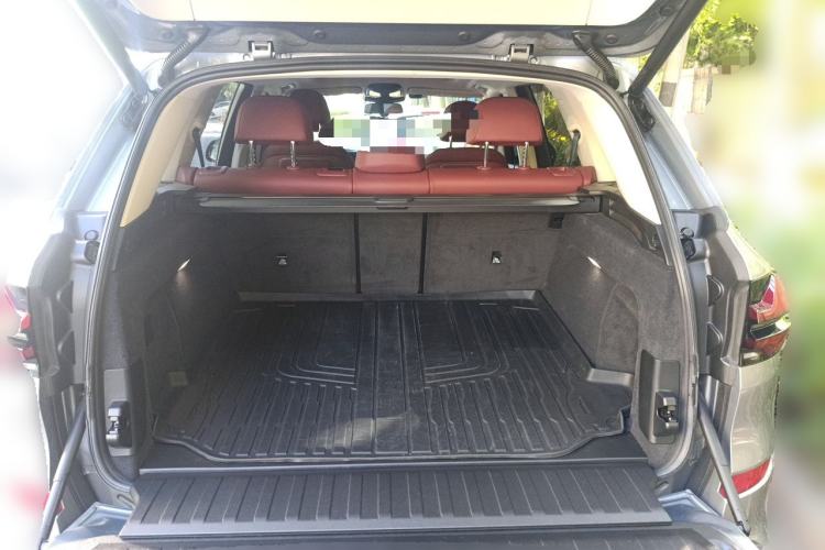 Used BMW X5 2023 xDrive 30Li M Sport Package Trunk