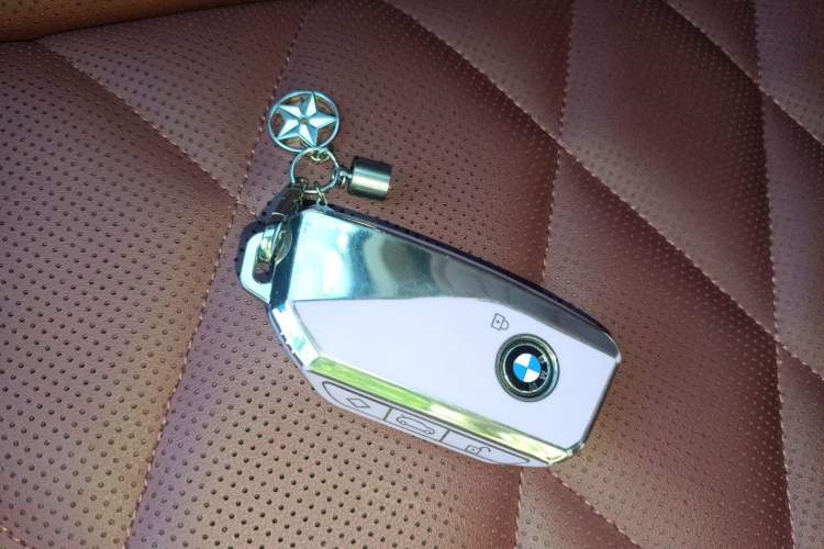 Used BMW X5 2023 xDrive 30Li M Sport Package Vehicle Key