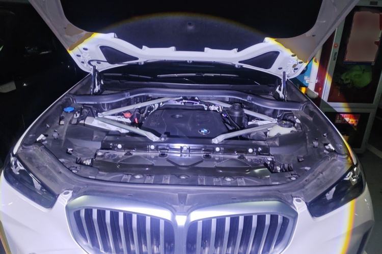 Used BMW X5 2023 xDrive 30Li Luxury M Sport Package Engine Bay