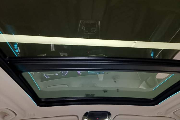 Used BMW X5 2023 xDrive 30Li Luxury M Sport Night Edition Package Headliner