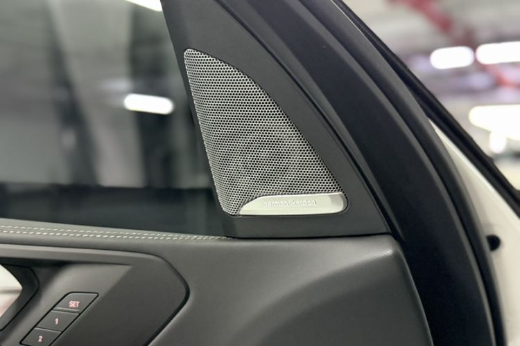 Used BMW X5 2023 xDrive 30Li Luxury M Sport Package Interior 2