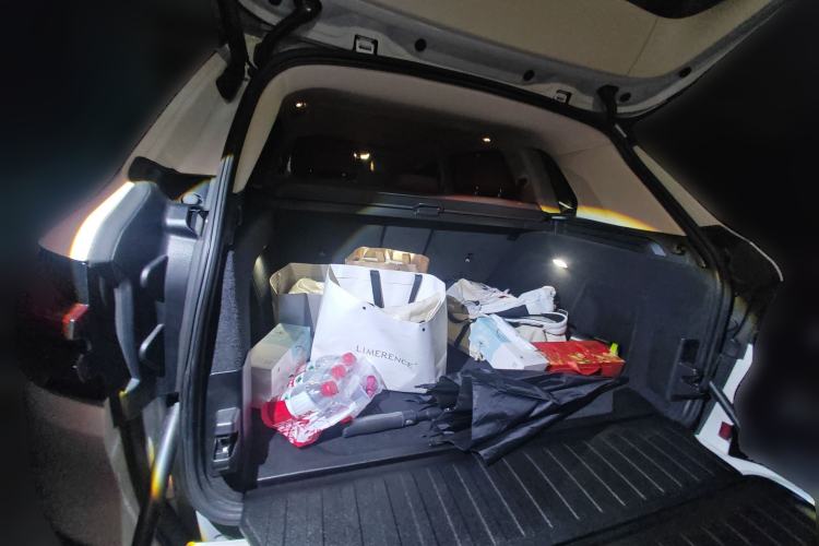 Used BMW X5 2023 xDrive 30Li Luxury M Sport Package Trunk