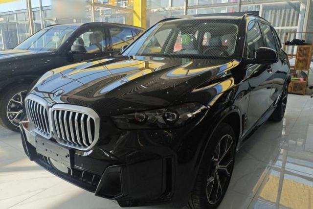 Used BMW X5 2025 Model, xDrive 30Li Prestige M Sport Night Package