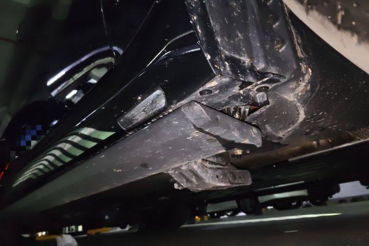 Used BMW X5 2025 Model, xDrive 30Li Prestige M Sport Night Package Chassis Front Right