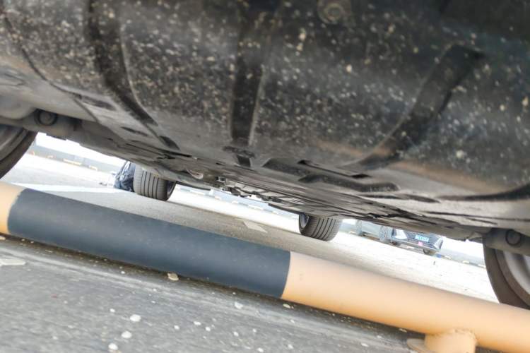 Used BMW X5 2025 Model, xDrive 30Li Prestige M Sport Night Package Chassis Front