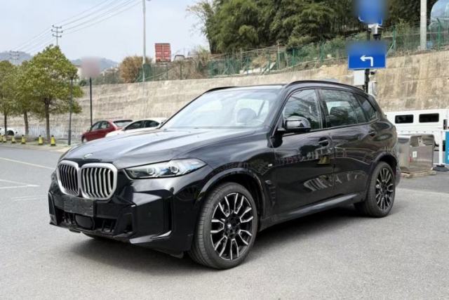Used BMW X5 2025 Model, xDrive 40Li M Sport Night Package