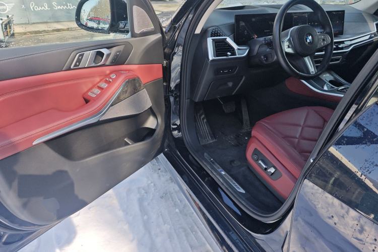 Used BMW X5 2025 Model, xDrive 30Li Prestige M Sport Night Package Driver Seat