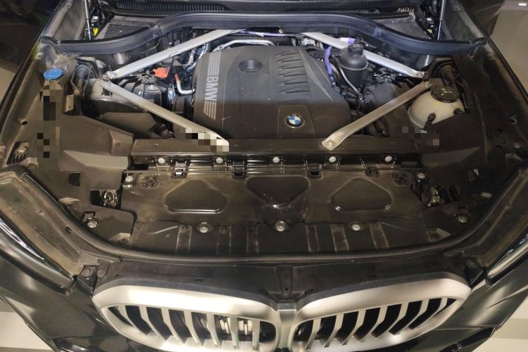 Used BMW X5 2025 Model, xDrive 40Li M Sport Night Package Engine Bay