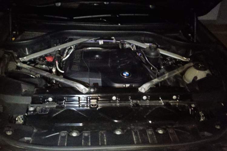 Used BMW X5 2025 Model, xDrive 30Li Prestige M Sport Night Package Engine Bay