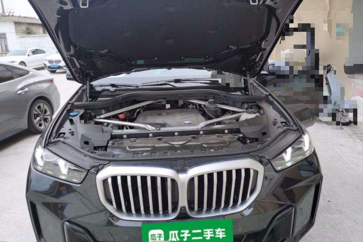 Used BMW X5 2025 Model, xDrive 30Li M Sport Night Package Engine Bay