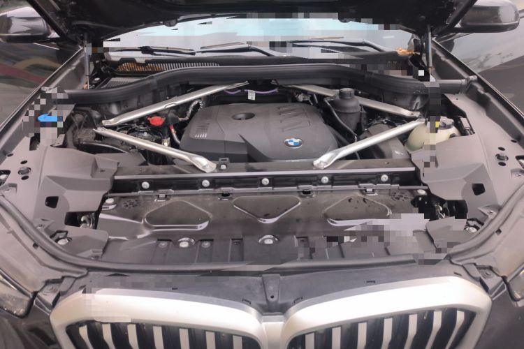 Used BMW X5 2025 Model, xDrive 30Li Prestige M Sport Night Package Engine Bay