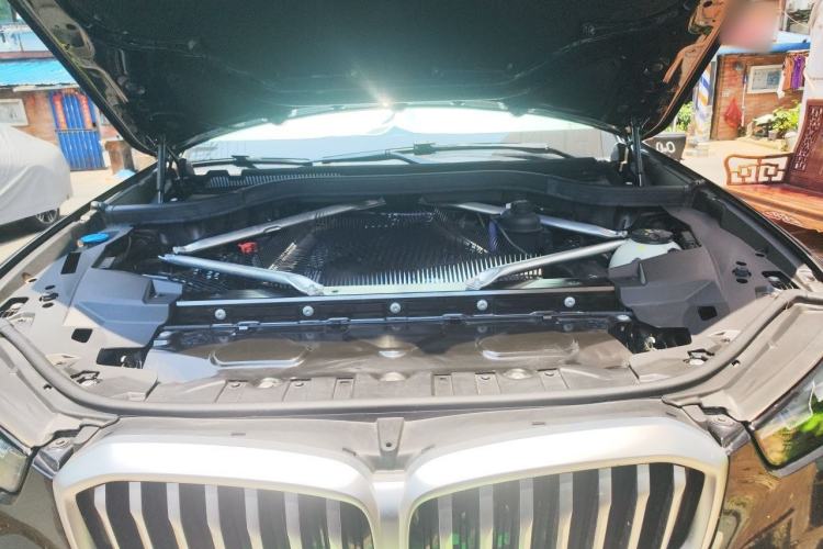 Used BMW X5 2025 Model, xDrive 40Li M Sport Night Package Engine Bay