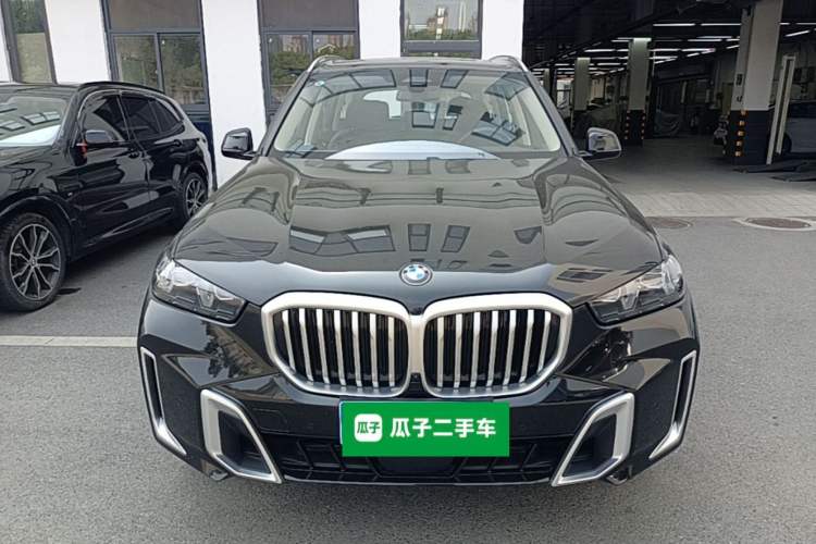 Used BMW X5 2025 Model, xDrive 30Li Prestige M Sport Night Package Front