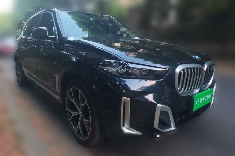Used BMW X5 2025 Model, xDrive 30Li Prestige M Sport Night Package Front Right 45 Deg
