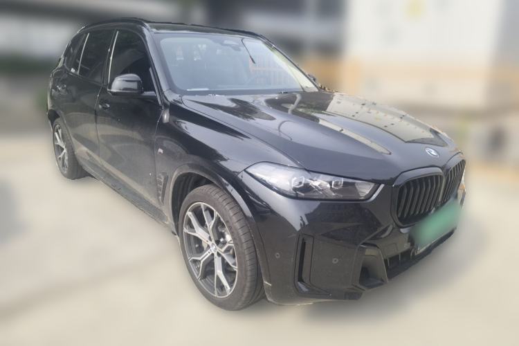 Used BMW X5 2025 Model, xDrive 30Li Prestige M Sport Night Package Front Right 45 Deg