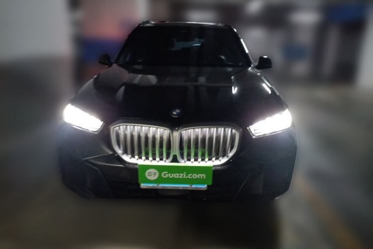 Used BMW X5 2025 Model, xDrive 40Li M Sport Night Package Front