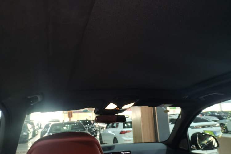 Used BMW X5 2025 Model, xDrive 40Li M Sport Night Package Headliner