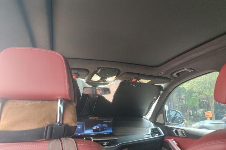 Used BMW X5 2025 Model, xDrive 40Li M Sport Night Package Headliner