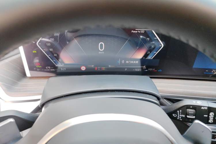 Used BMW X5 2025 Model, xDrive 40Li M Sport Night Package Instrument Cluster