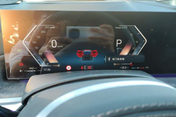Used BMW X5 2025 Model, xDrive 30Li Prestige M Sport Night Package Instrument Cluster