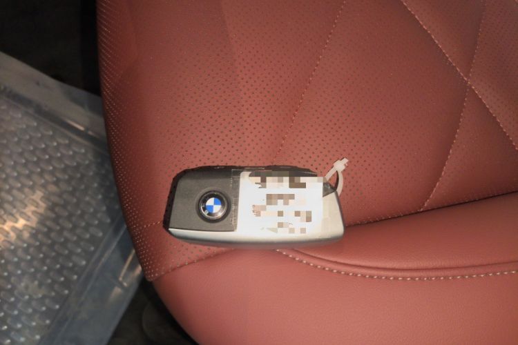 Used BMW X5 2025 Model, xDrive 30Li Prestige M Sport Night Package Interior 1