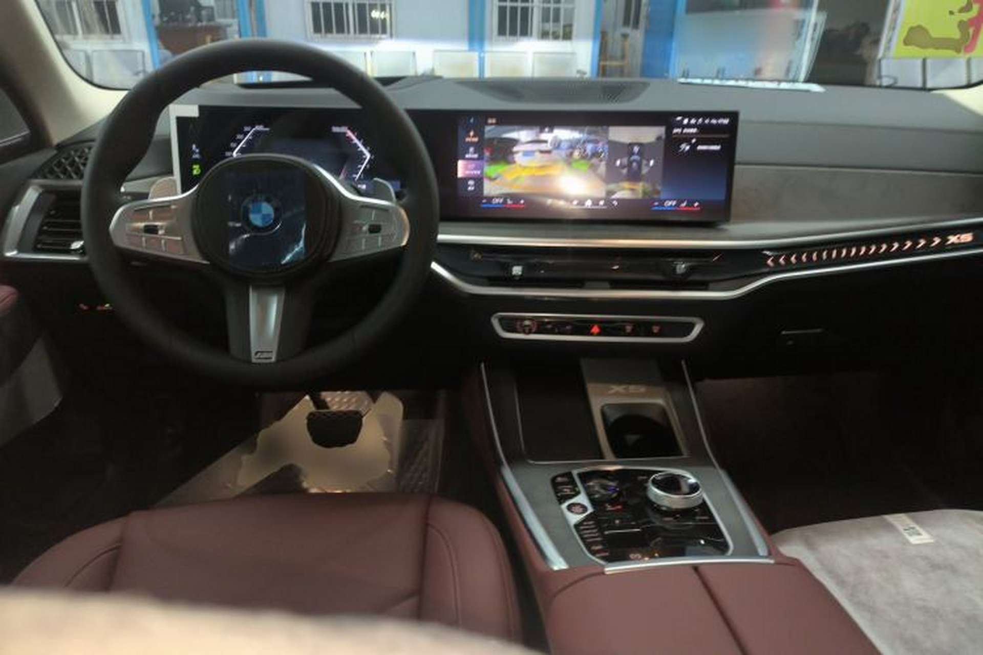 Used BMW X5 2025 Model, xDrive 30Li Prestige M Sport Night Package Interior 2