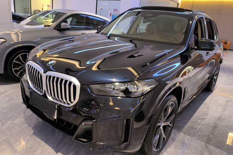 Used BMW X5 2025 Model, xDrive 30Li Prestige M Sport Night Package Guazi used car, China used car export, Used car for sale, Used cars, Cheapest cars for sale