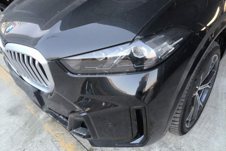 Used BMW X5 2025 Model, xDrive 30Li Prestige M Sport Night Package Left Front Headlight