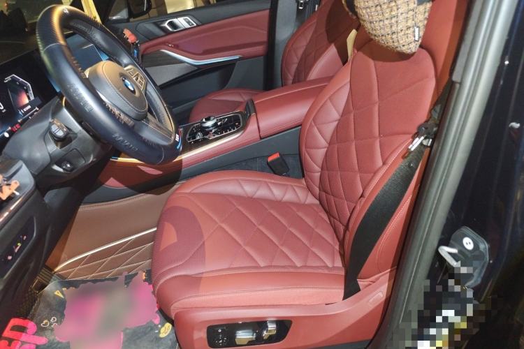 Used BMW X5 2025 Model, xDrive 40Li M Sport Night Package Left Front Seat