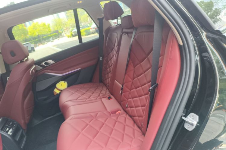 Used BMW X5 2025 Model, xDrive 30Li Prestige M Sport Night Package Left Rear Seat