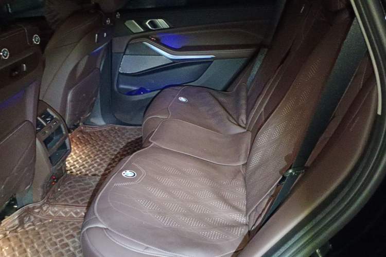 Used BMW X5 2025 Model, xDrive 30Li Prestige M Sport Night Package Left Rear Seat
