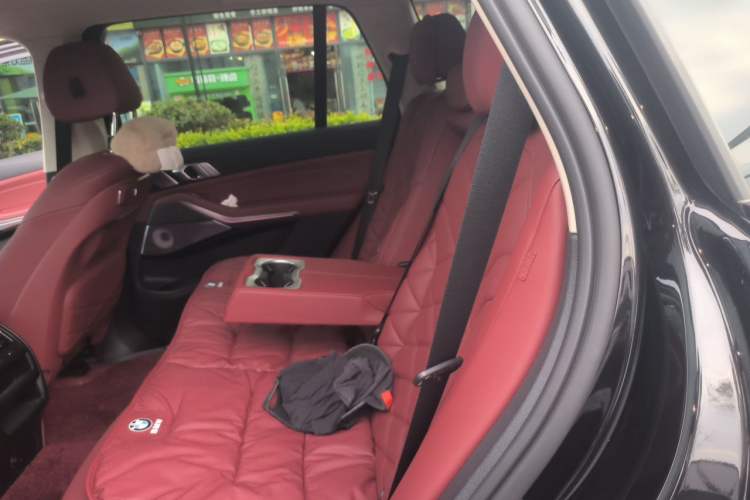 Used BMW X5 2025 Model, xDrive 30Li Prestige M Sport Night Package Left Rear Seat