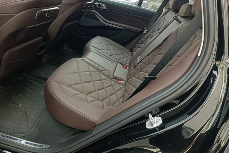Used BMW X5 2025 Model, xDrive 30Li Prestige M Sport Night Package Left Rear Seat