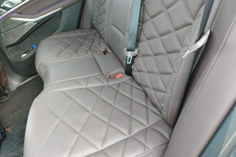 Used BMW X5 2025 Model, xDrive 30Li Prestige M Sport Night Package Left Rear Seat