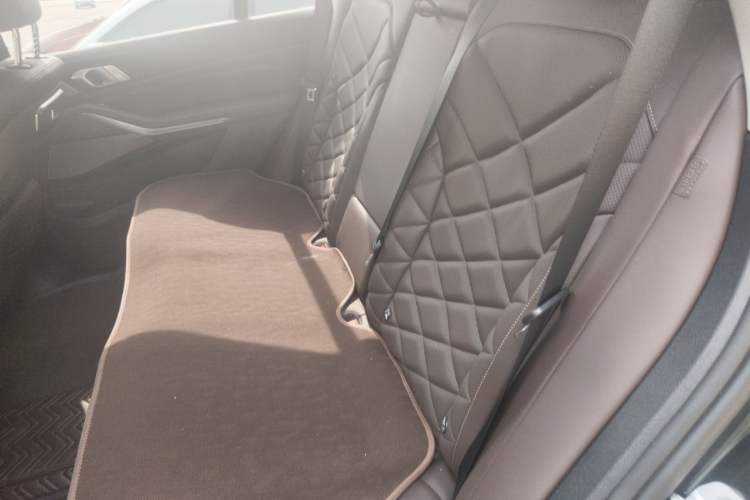 Used BMW X5 2025 Model, xDrive 30Li Prestige M Sport Night Package Left Rear Seat