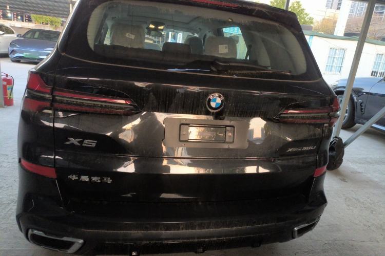 Used BMW X5 2025 Model, xDrive 30Li Prestige M Sport Night Package Rear
