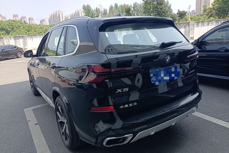 Used BMW X5 2025 Model, xDrive 30Li Prestige M Sport Night Package Rear Left 45 Deg
