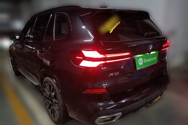 Used BMW X5 2025 Model, xDrive 40Li M Sport Night Package Rear Left 45 Deg