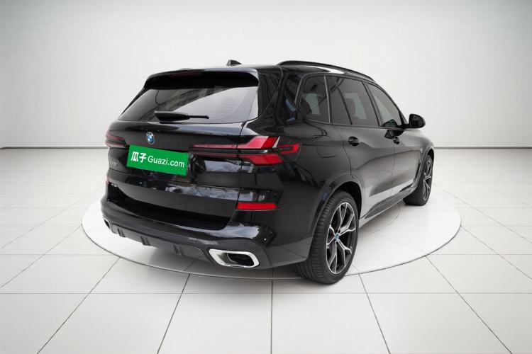 Used BMW X5 2025 Model, xDrive 30Li Prestige M Sport Night Package Rear Right 45 Deg