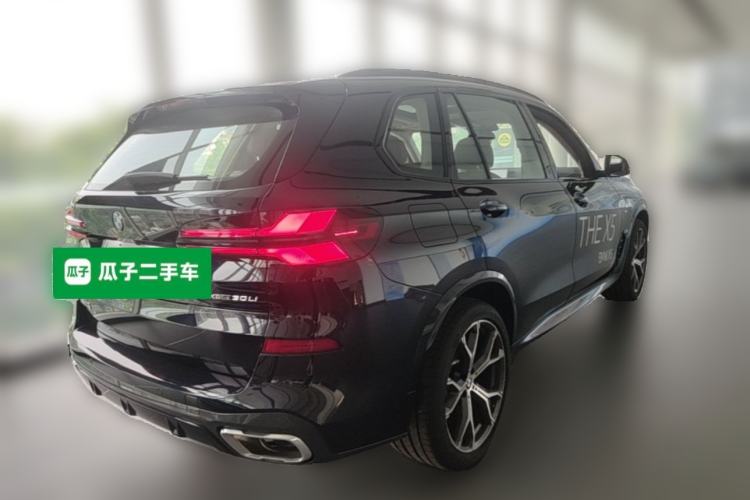 Used BMW X5 2025 Model, xDrive 30Li Prestige M Sport Night Package Rear Right 45 Deg