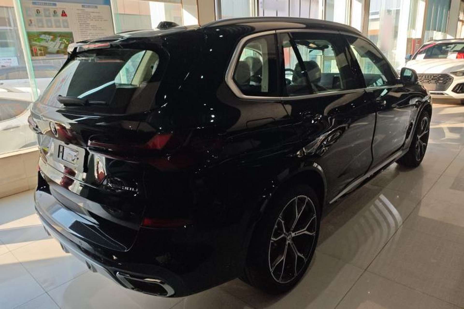 Used BMW X5 2025 Model, xDrive 30Li Prestige M Sport Night Package Rear Right 45 Deg