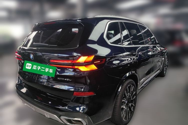 Used BMW X5 2025 Model, xDrive 40Li M Sport Night Package Rear Right 45 Deg