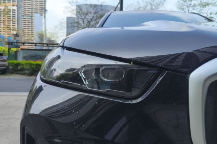Used BMW X5 2025 Model, xDrive 30Li Prestige M Sport Night Package Right Front Headlight