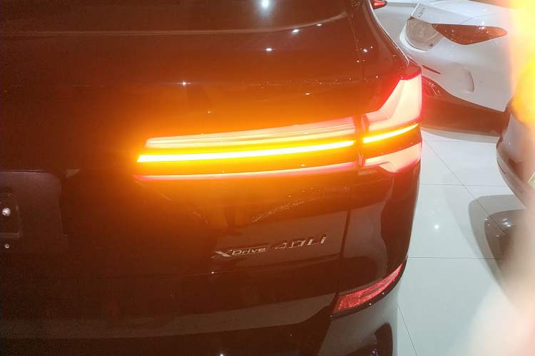 Used BMW X5 2025 Model, xDrive 40Li M Sport Night Package Right Rear Taillight