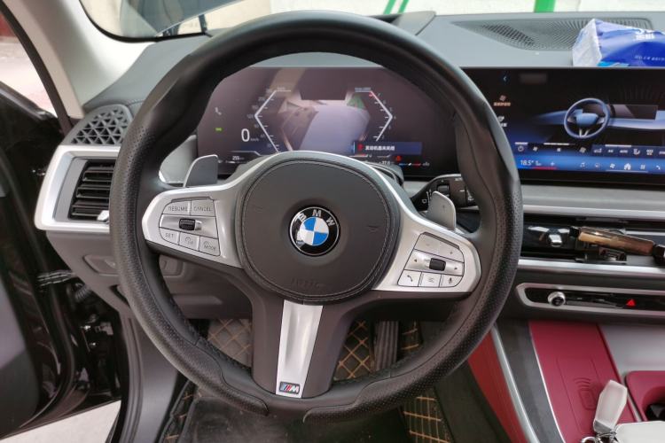 Used BMW X5 2025 Model, xDrive 30Li M Sport Night Package Steering Wheel