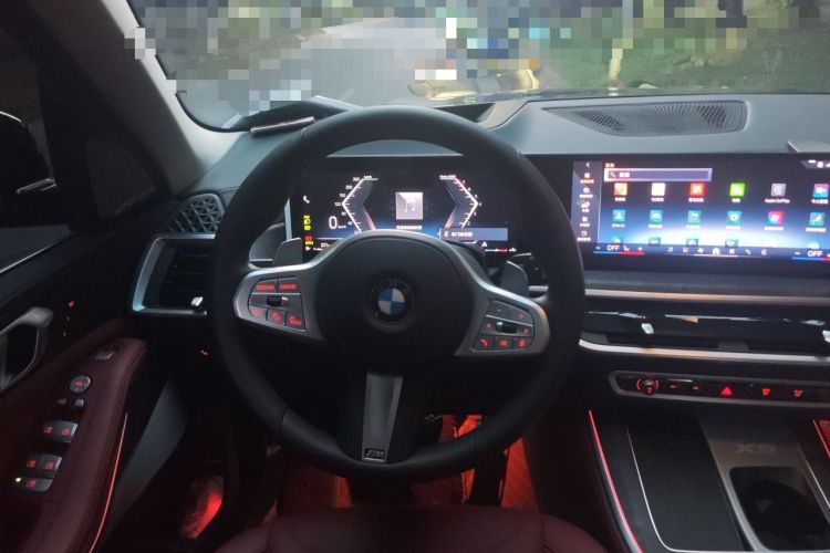 Used BMW X5 2025 Model, xDrive 30Li Prestige M Sport Night Package Steering Wheel