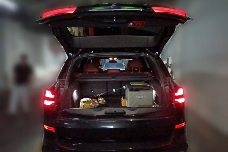 Used BMW X5 2025 Model, xDrive 40Li M Sport Night Package Trunk