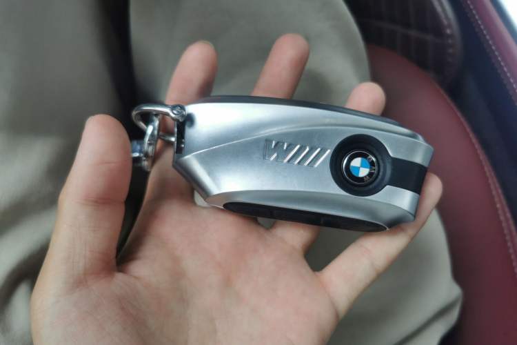 Used BMW X5 2025 Model, xDrive 30Li Prestige M Sport Night Package Vehicle Key