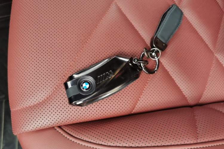 Used BMW X5 2025 Model, xDrive 30Li Prestige M Sport Night Package Vehicle Key